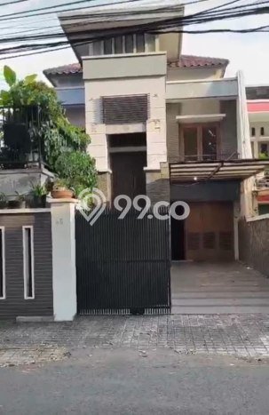 Rumah Elit Modern Siap Huni di Otista Jakarta Timur Rumah Elit Modern Siap Huni di Otista Jakarta Timur