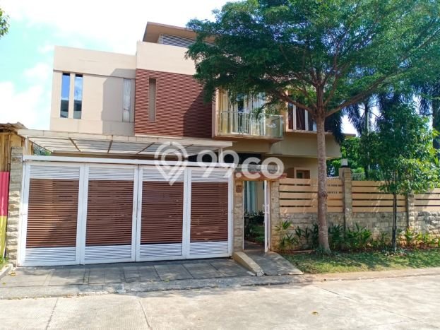 For Sale! Premium House LT 280m2 Desain Modern di Sentul City For Sale! Premium House LT 280m2 Desain Modern di Sentul City