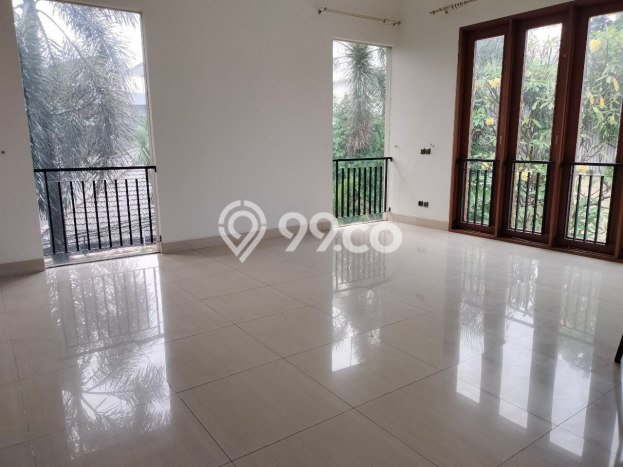 Ready to Use! Luxury House LT 576m2 Desain Elegan di Kemang Ready to Use! Luxury House LT 576m2 Desain Elegan di Kemang