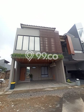 Jual Cepat Rumah LB 125m² di Area Premium, Jakarta Timur Jual Cepat Rumah LB 125m² di Area Premium, Jakarta Timur