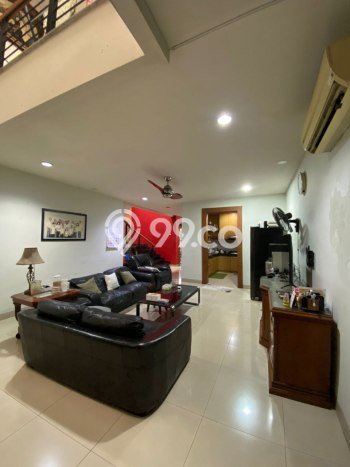 Rumah Elit Modern Siap Huni di Otista Jakarta Timur Rumah Elit Modern Siap Huni di Otista Jakarta Timur