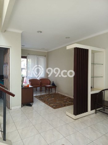Rumah Luxury Modern Siap Huni di Kota Wisata Jakarta Timur Rumah Luxury Modern Siap Huni di Kota Wisata Jakarta Timur