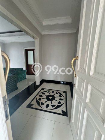 KESEMPATAN EMAS! Rumah area Kemang, Jakarta Selatan, Luas 696m² Bangunan 325m² KESEMPATAN EMAS! Rumah area Kemang, Jakarta Selatan, Luas 696m² Bangunan 325m²