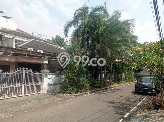 Jual Rumah Mewah Elegan Dengan View Cantik di Pulomas, Jakarta Timur Jual Rumah Mewah Elegan Dengan View Cantik di Pulomas, Jakarta Timur
