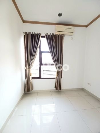 Rumah Modern 6 KT di Cikunir Bekasi Semi Furnished Rumah Modern 6 KT di Cikunir Bekasi Semi Furnished