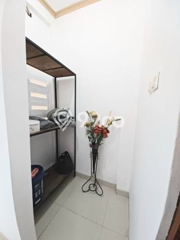 Rumah Modern 6 KT di Cikunir Bekasi Semi Furnished Rumah Modern 6 KT di Cikunir Bekasi Semi Furnished