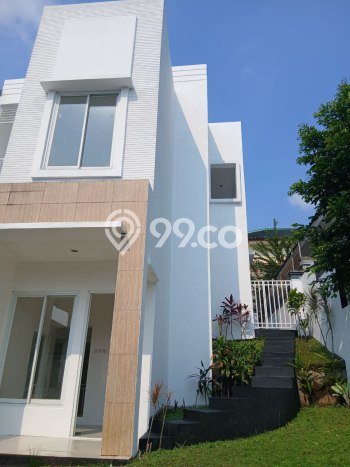 Rumah Modern 5 KT LT 215m2 di Sentul City Rumah Modern 5 KT LT 215m2 di Sentul City