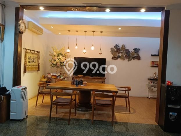 Rumah Elit Modern Tanpa Renovasi di BSD Delatinos Tangerang Rumah Elit Modern Tanpa Renovasi di BSD Delatinos Tangerang