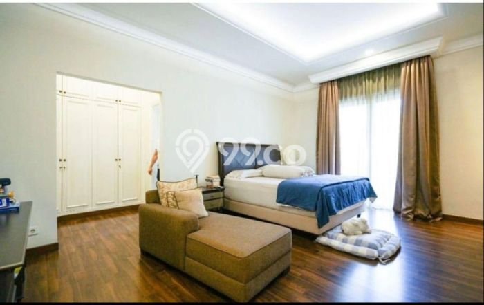 Rumah Elit LB 450m2 Siap Huni Desain Elegan di Permata Buana, Jakarta Barat Rumah Elit LB 450m2 Siap Huni Desain Elegan di Permata Buana, Jakarta Barat