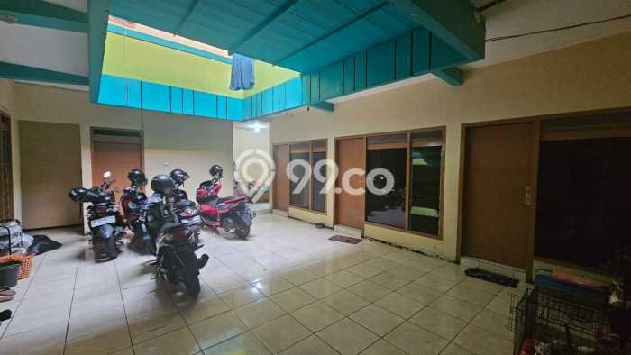 Rumah Kost untuk Dijual di Sukolilo dengan 22 KT, 9 KM, Luas 500m2 Rumah Kost untuk Dijual di Sukolilo dengan 22 KT, 9 KM, Luas 500m2
