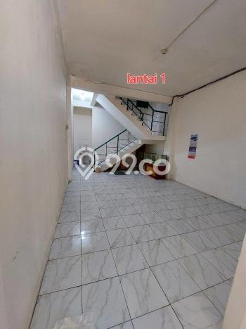 Ruko Bagus Dijual LB 175m2 Lokasi Strategis Surabaya Area Cocok untuk Berbisnis Ruko Bagus Dijual LB 175m2 Lokasi Strategis Surabaya Area Cocok untuk Berbisnis