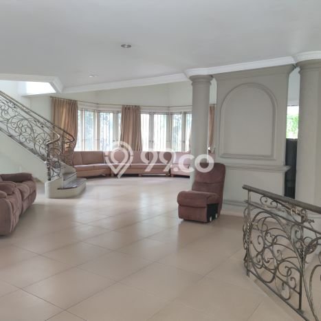 Dijual Rumah Mewah Elegan Dengan View Cantik di Sektor 3 - Bintaro, Jakarta Selatan Dijual Rumah Mewah Elegan Dengan View Cantik di Sektor 3 - Bintaro, Jakarta Selatan