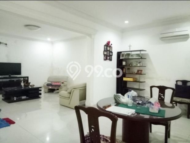 For Sale! Luxury House LT 220m2 Desain Modern di Kota Wisata For Sale! Luxury House LT 220m2 Desain Modern di Kota Wisata