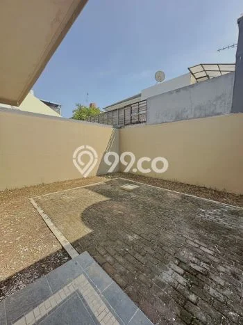 Rumah sewa siap pakai 3 KT di Kota Wisata, Jakarta Timur Rumah sewa siap pakai 3 KT di Kota Wisata, Jakarta Timur