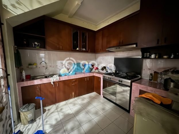 Jual Rumah Mewah Megah Dengan View Eksklusif di Kota Wisata, Bogor Jual Rumah Mewah Megah Dengan View Eksklusif di Kota Wisata, Bogor