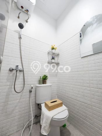 Rumah Mewah LB 600m2 Siap Pakai Desain Elegan di Tomang, Jakarta Barat Rumah Mewah LB 600m2 Siap Pakai Desain Elegan di Tomang, Jakarta Barat