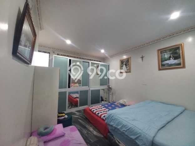 Unit Ruko Dijual di Jakarta Timur LT 102m2 & LB 306m2 Unit Ruko Dijual di Jakarta Timur LT 102m2 & LB 306m2