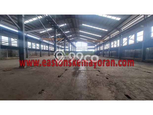 Disewakan Gudang di Kawasan Ramai Sunter Luas 6000m2 Disewakan Gudang di Kawasan Ramai Sunter Luas 6000m2