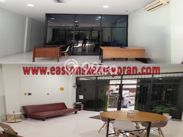 FOR SALE! Ruko di Sawah Besar Jakarta Pusat, LT 81m2, LB 243m2 FOR SALE! Ruko di Sawah Besar Jakarta Pusat, LT 81m2, LB 243m2
