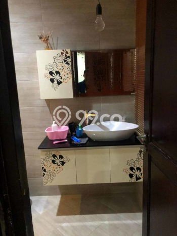 Rumah di Kembangan, Jakarta Barat, LT 136m2m² LB 240m2m² - JUAL CEPAT! Rumah di Kembangan, Jakarta Barat, LT 136m2m² LB 240m2m² - JUAL CEPAT!