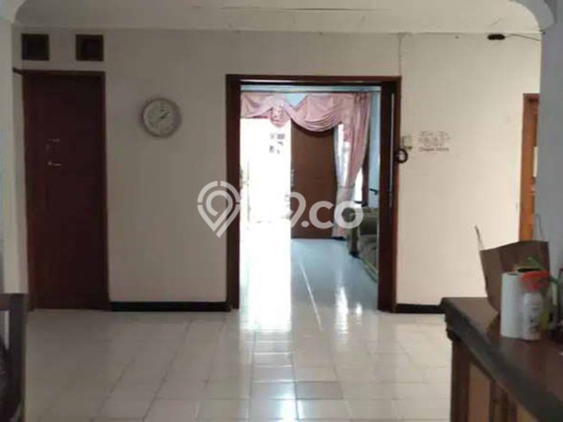 Dijual Rumah Luas Elegan Dengan View Cantik di Grogol, Jakarta Barat Dijual Rumah Luas Elegan Dengan View Cantik di Grogol, Jakarta Barat