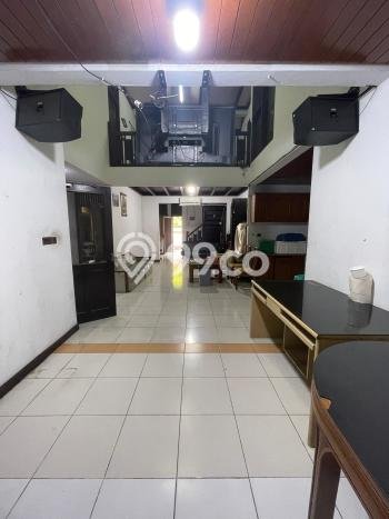 Rumah Disewakan Jakarta Barat LT 200m2 LB 230m2 Kawasan Puri Indah Rumah Disewakan Jakarta Barat LT 200m2 LB 230m2 Kawasan Puri Indah