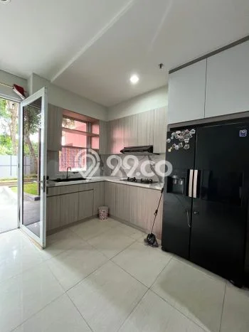 Rumah Disewakan Jakarta Barat LT 71m2 LB 142m2 Kawasan Puri Mansion Rumah Disewakan Jakarta Barat LT 71m2 LB 142m2 Kawasan Puri Mansion