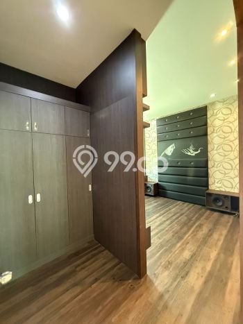 Ready to Use! Luxury House LT 751m2 Desain Elegan di Batam Centre Ready to Use! Luxury House LT 751m2 Desain Elegan di Batam Centre