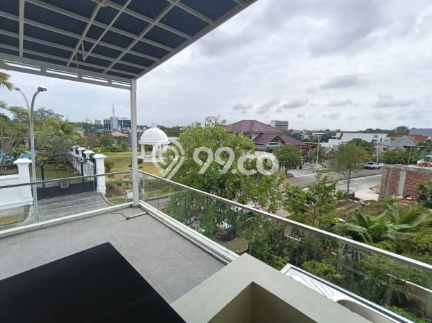 For Sale! Premium House LT 310m2 Desain Elegan di Batam Centre For Sale! Premium House LT 310m2 Desain Elegan di Batam Centre