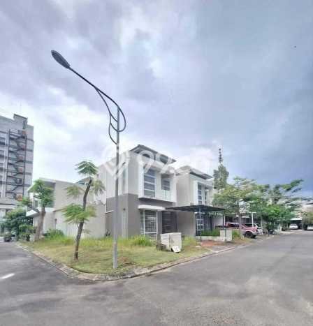 Rumah Mewah LB 200m2 Siap Pakai Desain Elegan di Batam Centre, Batam Rumah Mewah LB 200m2 Siap Pakai Desain Elegan di Batam Centre, Batam