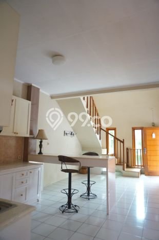 Rumah Modern 4 KT di Cihanjuang Bandung Semi Furnished Rumah Modern 4 KT di Cihanjuang Bandung Semi Furnished