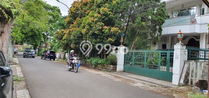 Rumah Luxury Modern Siap Huni di Sumurbandung Bandung Rumah Luxury Modern Siap Huni di Sumurbandung Bandung