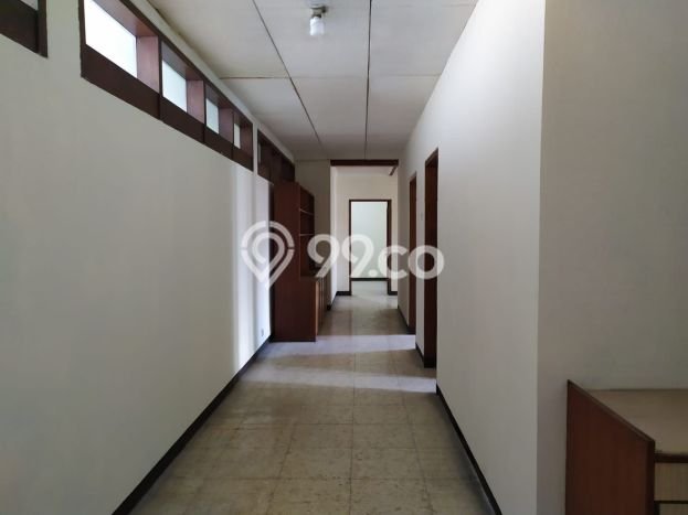Rumah sewa siap huni 5 KT di Setiabudi, Bandung Rumah sewa siap huni 5 KT di Setiabudi, Bandung