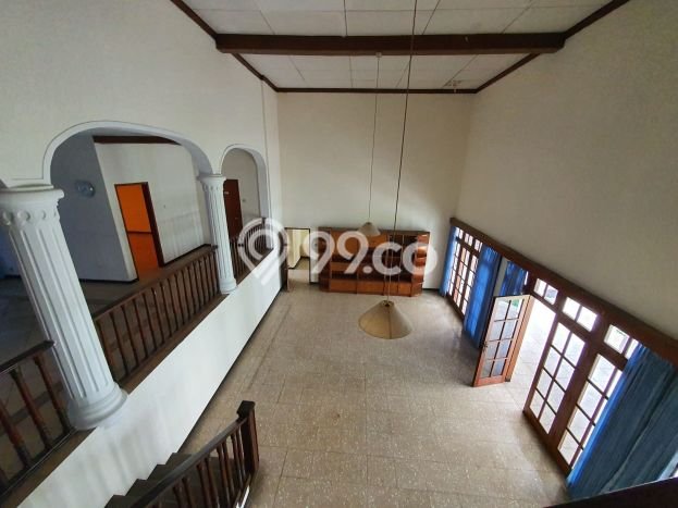 Hunian Elit LB 500m2 Siap Huni Desain Elegan di Setiabudi, Bandung Hunian Elit LB 500m2 Siap Huni Desain Elegan di Setiabudi, Bandung
