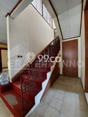 Siap Huni Rumah Mewah 7 Kamar di Bandung Wetan Dekat ke Mana Pun Siap Huni Rumah Mewah 7 Kamar di Bandung Wetan Dekat ke Mana Pun