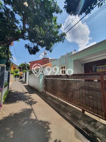 Rumah Minimalis 4 Kamar LT 135m2 di Supratman Rumah Minimalis 4 Kamar LT 135m2 di Supratman