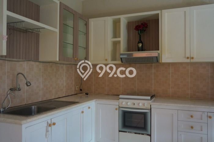 Rumah Modern 4 KT di Cihanjuang Bandung Semi Furnished Rumah Modern 4 KT di Cihanjuang Bandung Semi Furnished