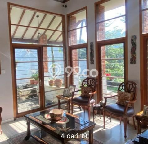 INVESTASI TEPAT! Rumah di Dago, LT 350m2m² LB 200m2m² INVESTASI TEPAT! Rumah di Dago, LT 350m2m² LB 200m2m²