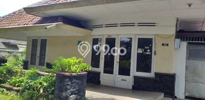 Hunian Elit LB 300m2 Siap Pakai Desain Elegan di Cipaganti, Bandung Hunian Elit LB 300m2 Siap Pakai Desain Elegan di Cipaganti, Bandung