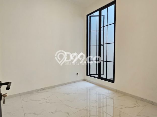 For Sale! Luxury House LT 120m2 Desain Modern di Sektor 9-Bintaro For Sale! Luxury House LT 120m2 Desain Modern di Sektor 9-Bintaro
