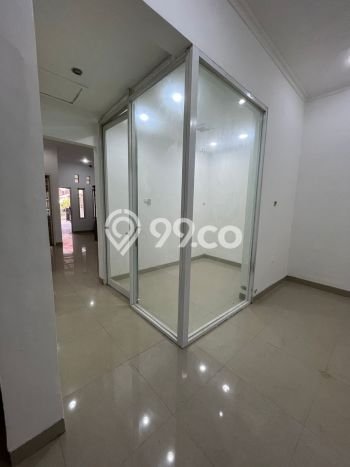 Rumah Modern 3 KT di Gading Serpong Tangerang Semi Furnished Rumah Modern 3 KT di Gading Serpong Tangerang Semi Furnished