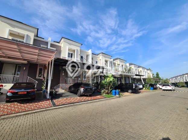 Dijual Rumah Mewah Megah Dengan View Eksklusif di BSD City, Tangerang Dijual Rumah Mewah Megah Dengan View Eksklusif di BSD City, Tangerang