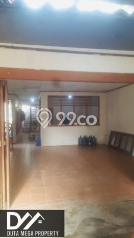 Jual Rumah Favorit Siap Huni LB 300m2 di Ciputat, Tangerang Selatan Jual Rumah Favorit Siap Huni LB 300m2 di Ciputat, Tangerang Selatan