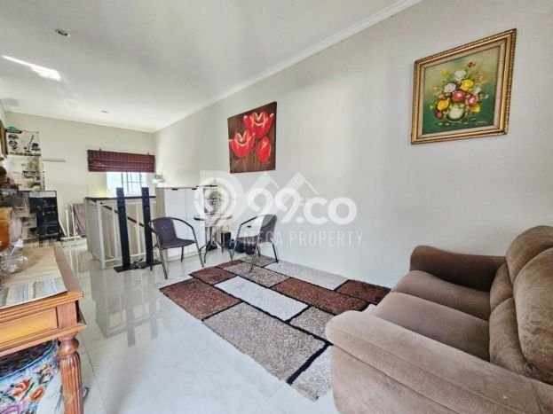 Dijual Hunian Rumah Terawat 4 KT di Graha Raya, Tangerang Dijual Hunian Rumah Terawat 4 KT di Graha Raya, Tangerang