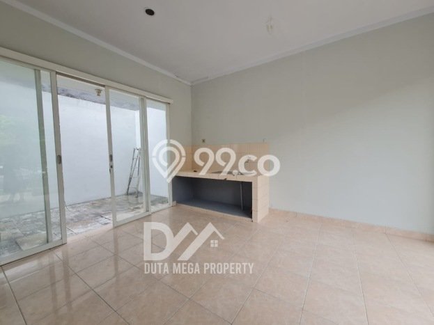 Rumah Minimalis 3 KT LT 84m2 di Graha Raya Rumah Minimalis 3 KT LT 84m2 di Graha Raya