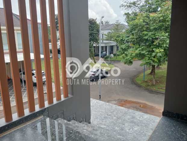Rumah Luxury Modern Siap Huni di Alam Sutera Tangerang Rumah Luxury Modern Siap Huni di Alam Sutera Tangerang