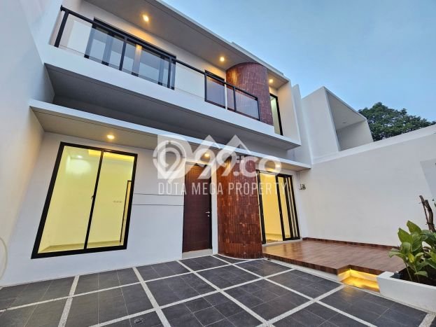 Hunian Nyaman Asri 3 KT Siap Pakai di Graha Raya Tangerang Hunian Nyaman Asri 3 KT Siap Pakai di Graha Raya Tangerang