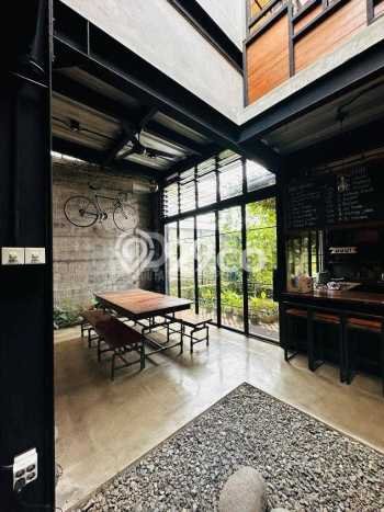 Rumah Elit Modern Tanpa Renovasi di Bintaro Tangerang Selatan Rumah Elit Modern Tanpa Renovasi di Bintaro Tangerang Selatan