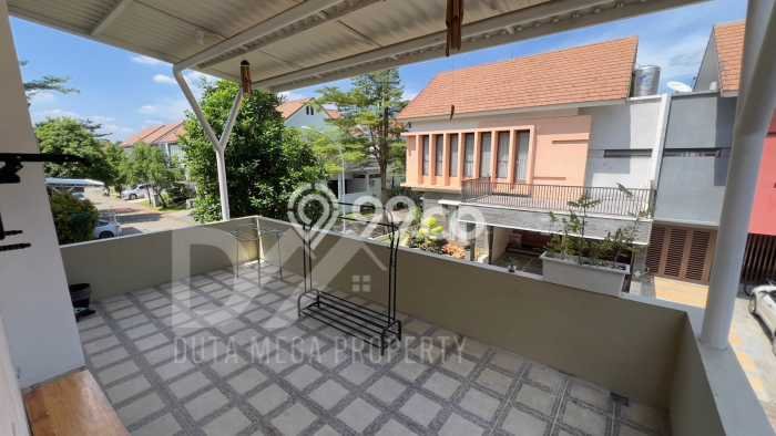 Jual Rumah Luas Megah Dengan View Cantik di Sektor 9-Bintaro, Tangerang Selatan Jual Rumah Luas Megah Dengan View Cantik di Sektor 9-Bintaro, Tangerang Selatan