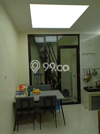 Rumah Modern 3 KT di Graha Raya Tangerang Semi Furnished Rumah Modern 3 KT di Graha Raya Tangerang Semi Furnished